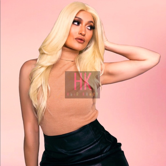 Clip-Ins Hair Extensions- Blonde